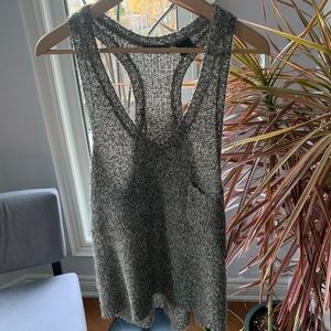 Press ladies tank size small